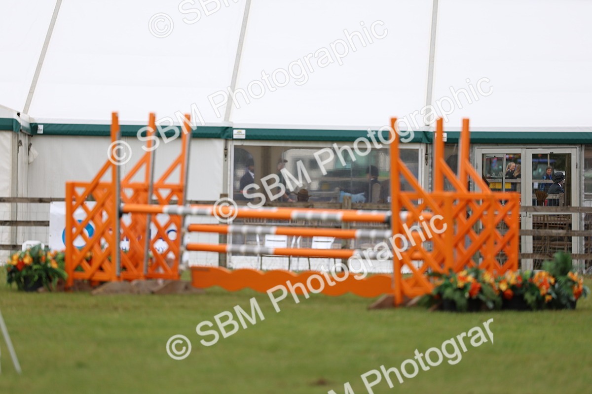 SBM_11609 - Class 205 - Tarmac Senior 1m Open