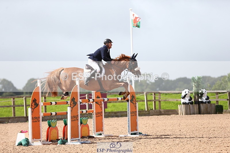 230812A-121151-08674 - Cls 32 Foxhunter