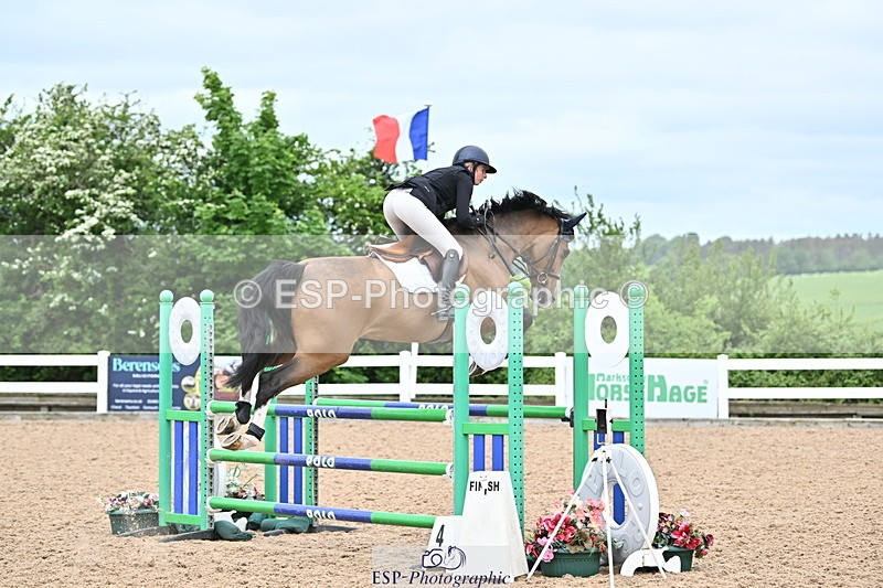 240523A-101325-01468 - Cls 1 Snr 1.05m and 1.10m