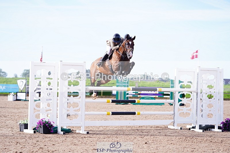 240804A-082150-09781 - Cls 41 Snr 1.20m Open