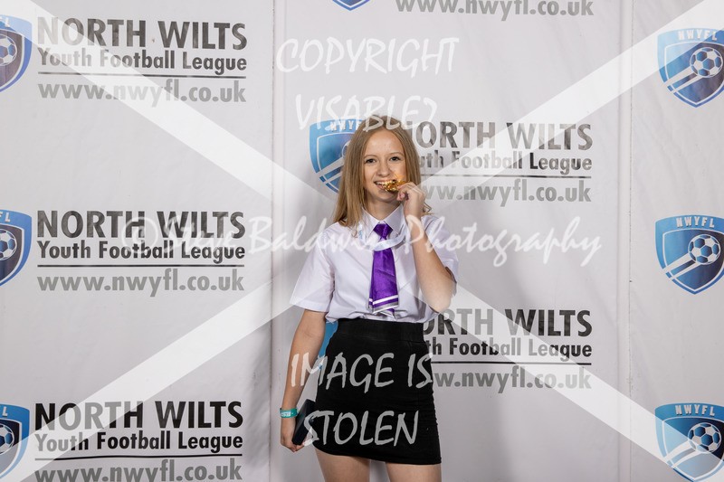 1DX30239 - Div 1 FC Abbey Meads Purple Girls