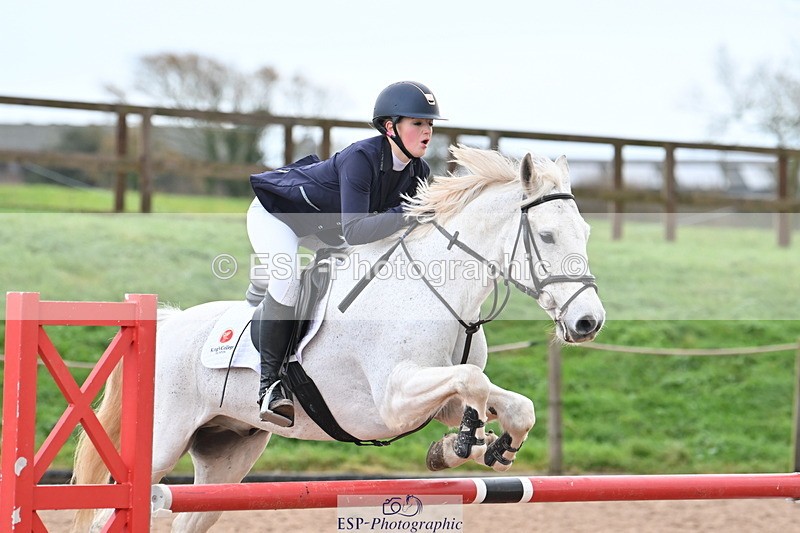 231203A-120109-01031 - Cls 18+19 Club and Schools 90cm