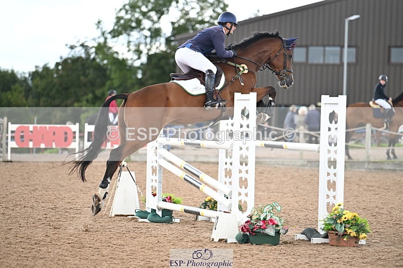 240912A-123822-01515 - Cls 3 Snr Foxhunter