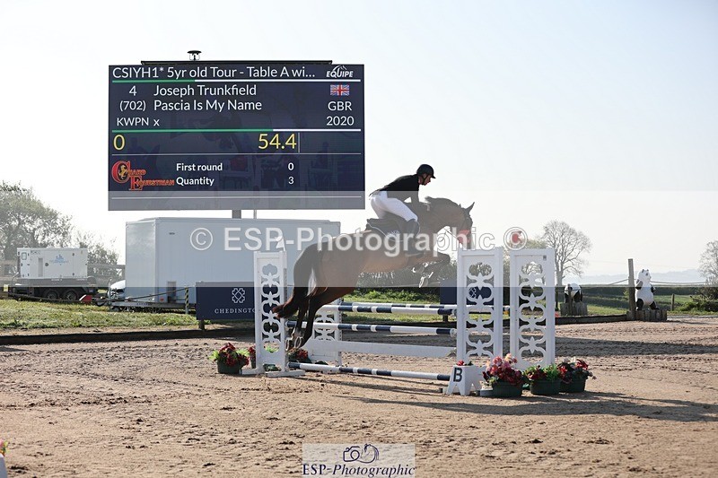 250427-083650-14556 - Cls 28 Young Horse 5yr old