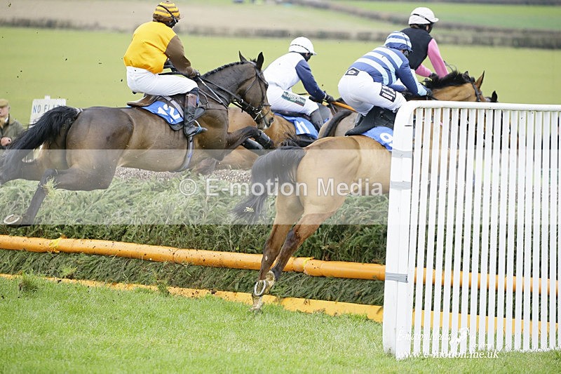 PtP 050322 329 - The Beaufort Races Didmarton 05/03/22