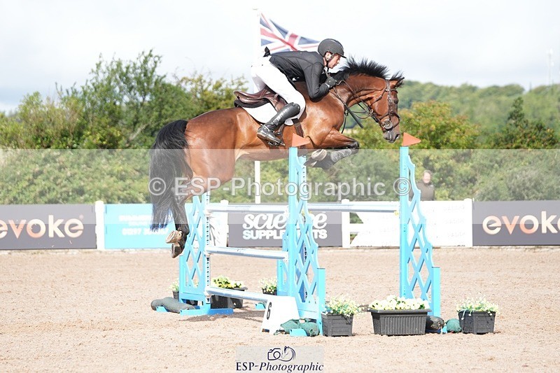 250720-094322-18209 - Cls16, 1 Star Silver Tour Accumulator