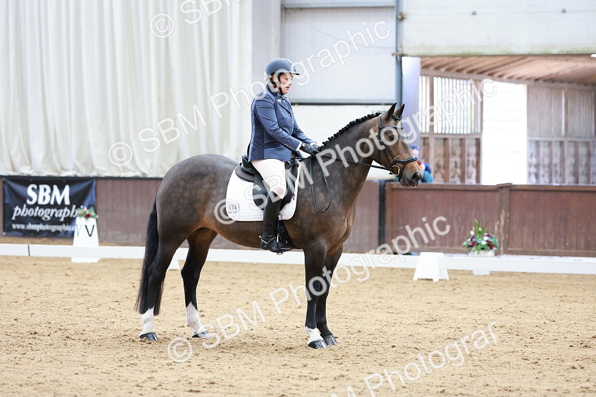 SBM_008433 - Class 6b - Novice 6 - 9.28-10.41