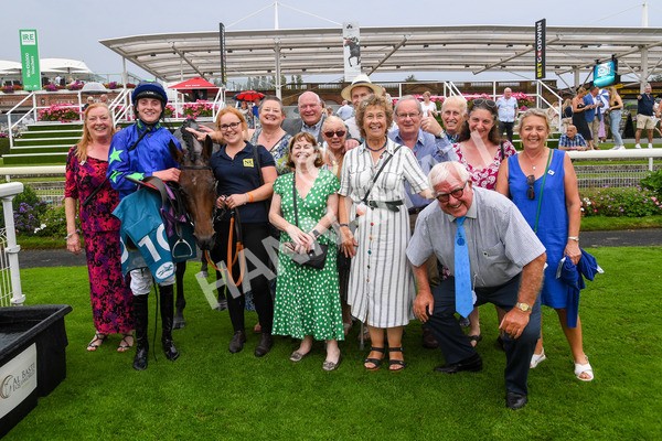 100923-Race 6-Anjo Bonita-0541 - Race 6 4.25pm Hanson Springs 60th Anniversary Handicap at York