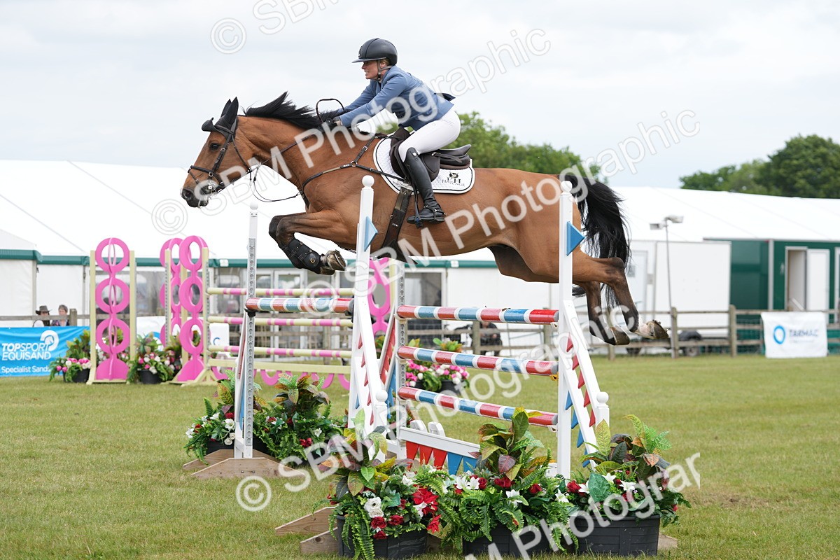 SBM_06617 - Class 202 - National 1.40m Open