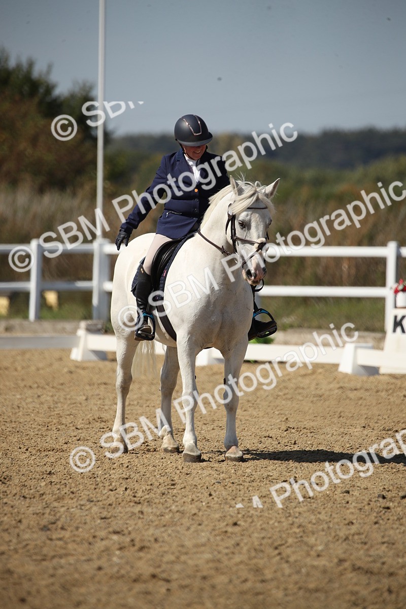 SBM_005809 - Class 11 - Novice 5 - 13.19-14.22