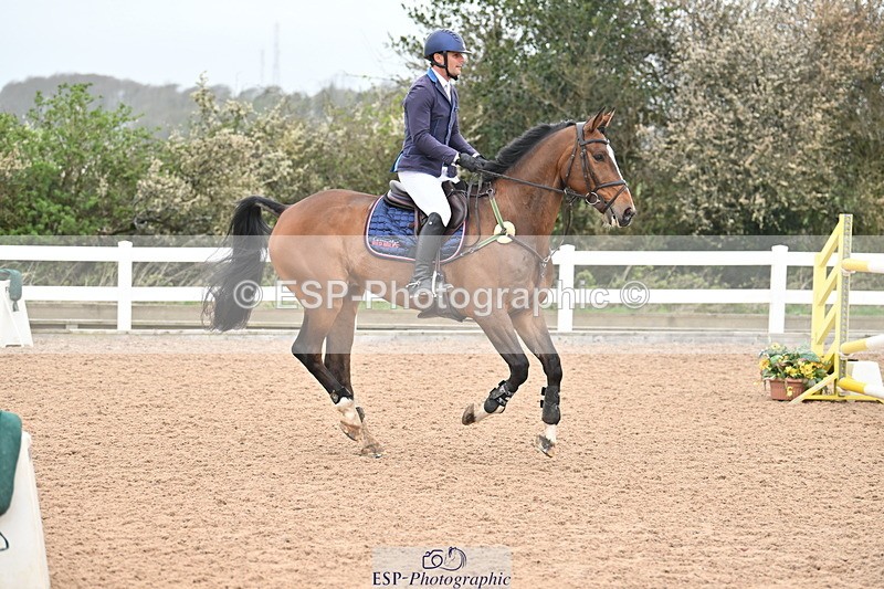 240406A-145710-04061 - Cls 15 Foxhunter