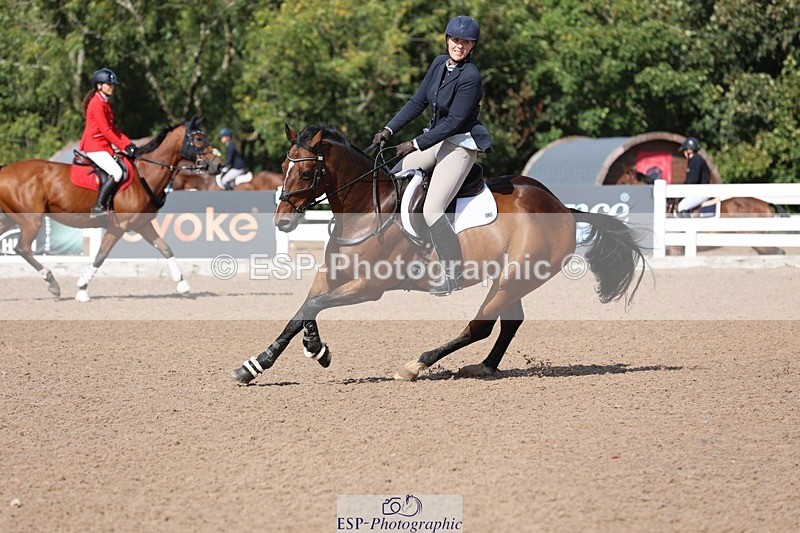 250913-141401-07300 - Cls 25 1.05m Amateur Quali