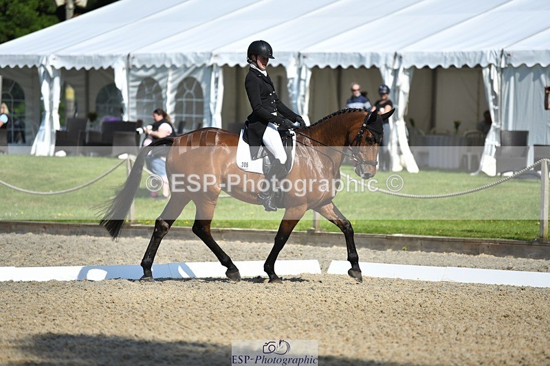 230525-093226-01620 - 306-JELSON-Lucy_Collecott-WEDTrotUp+DR