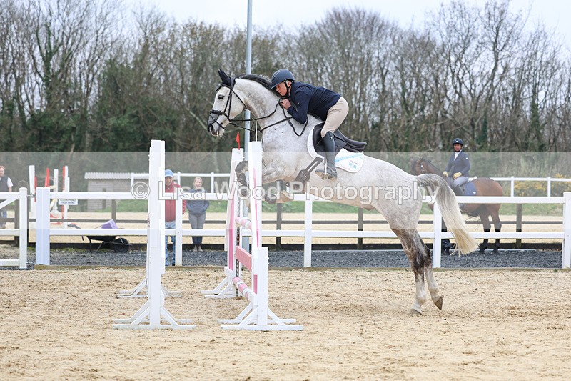 3E7A7616 - Class 8: Senior Newcomers/1.10m open