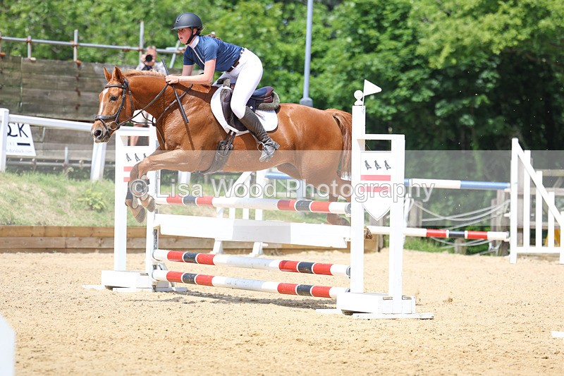 3E7A0422 - Class 10: Senior 95cm open