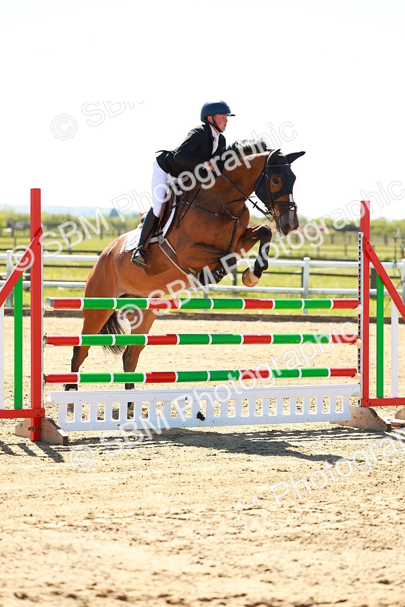 SBM_001089 - Class 4 - Senior Newcomers 1.10m
