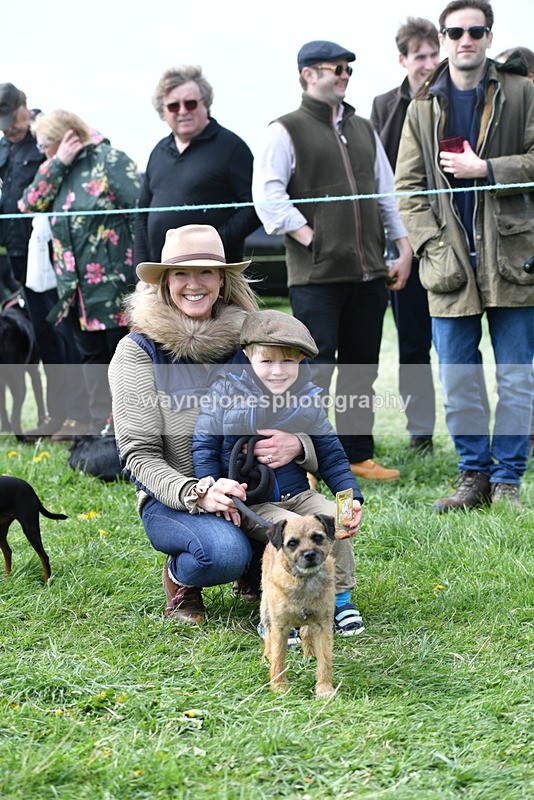 WJ5_0563 - Class 7 Best Terrier