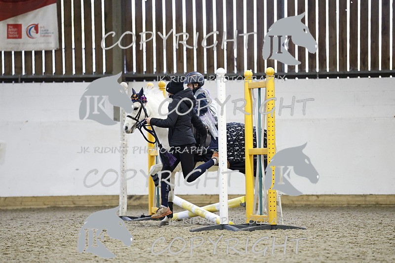 _T0A0663 - Class 1 Cross poles