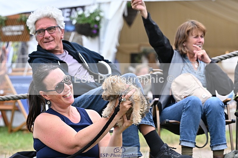 250524A-142500-12522 - Western Counties Crowds