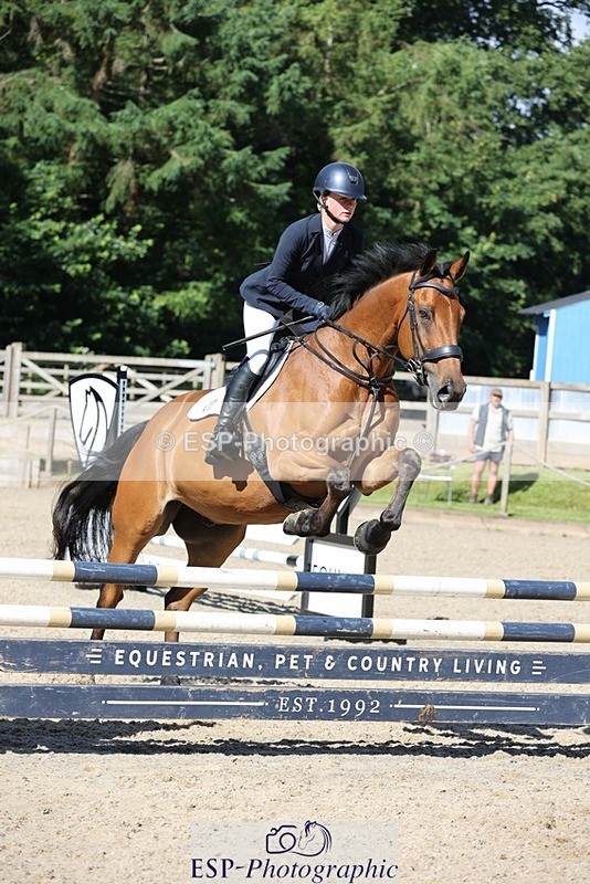 240615-092418-00185 - Cls 1 Snr British Novice and 90cm Open