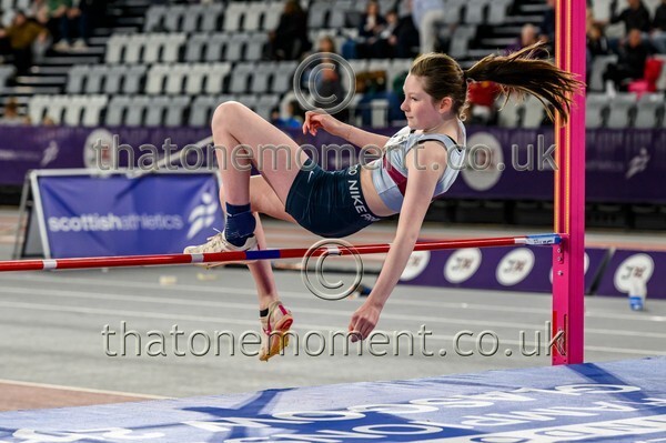 AgeInd25SUN-914019 - Field Female