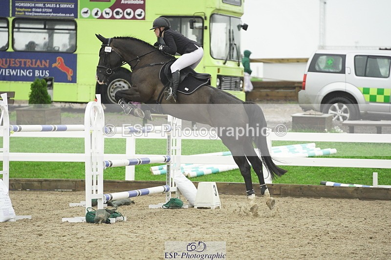 230722A-141916-09615 - Cls 23, 1 Star Gold 1.30m