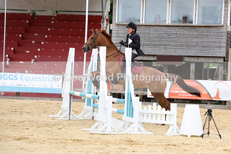 3E7A5016 - Class 9: 80cm Senior