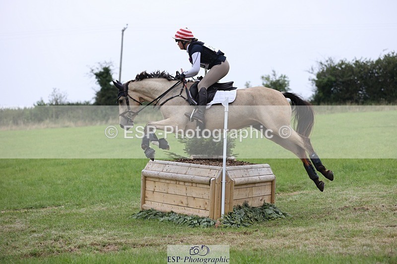 240831A-151631-04632 - 210-Zara.Head-FOURFIELDS.X.FAKTOR