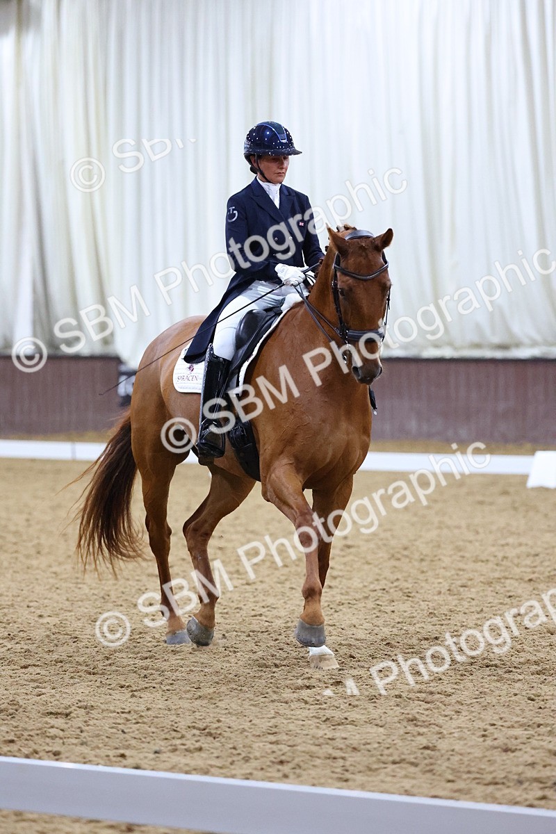 SBM_009808 - Class 14 - FEI Grand Prix - 19.27-20.27