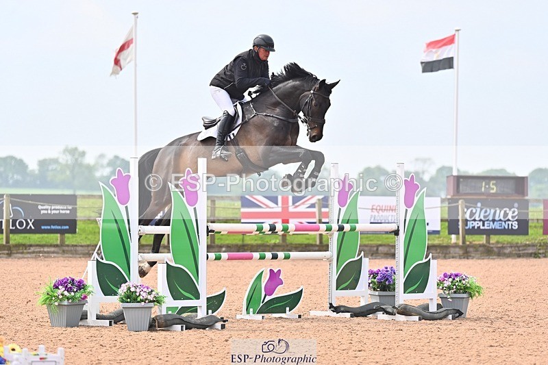 260509-112508-01950 - Cls 26a Snr Foxhunter
