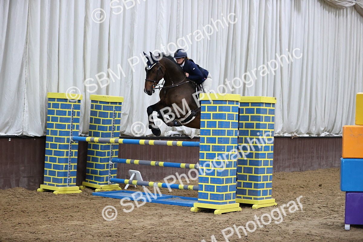 SBM_001814 - Class 4 - Senior Newcomers - 1.10m Open