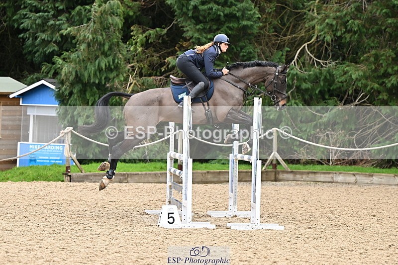 250201A-124345-00677 - Cls 03 Local Horse 110cm