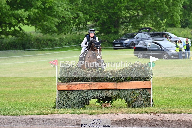 250524A-130704-10791 - B-371-Ben.Perry-FA.KARLA