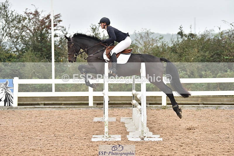 231011A-100616-00022 - Cls 1 British Novice & 90cm Open