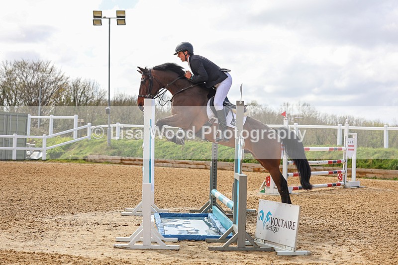 3E7A2195 - Class 8: Senior Foxhunter/1.20 open