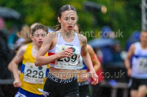 Monument25-920735 - Set Three