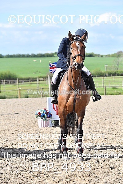 BPP_4933 - SUN CLASS 25 Senior Newcomers/ 1.10m Open