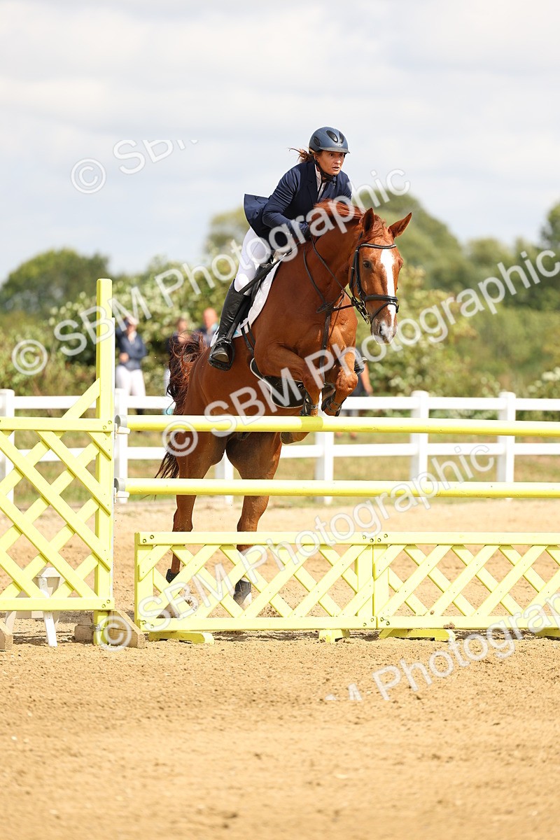 SBM_010435 - Class 4 - Senior Foxhunter - 1.20m Open