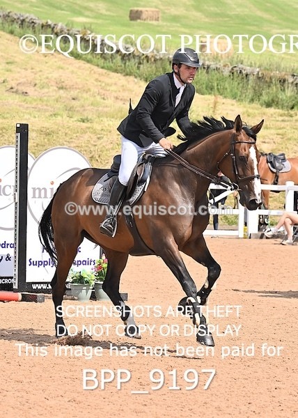 BPP_9197 - CLASS 21 SAT Redpost Equestrian Senior Foxhunter/1.20m Open