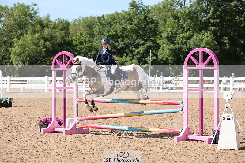 240629A-163933-08109 - Cls 13 Stepping Stones 128cm + 138cm