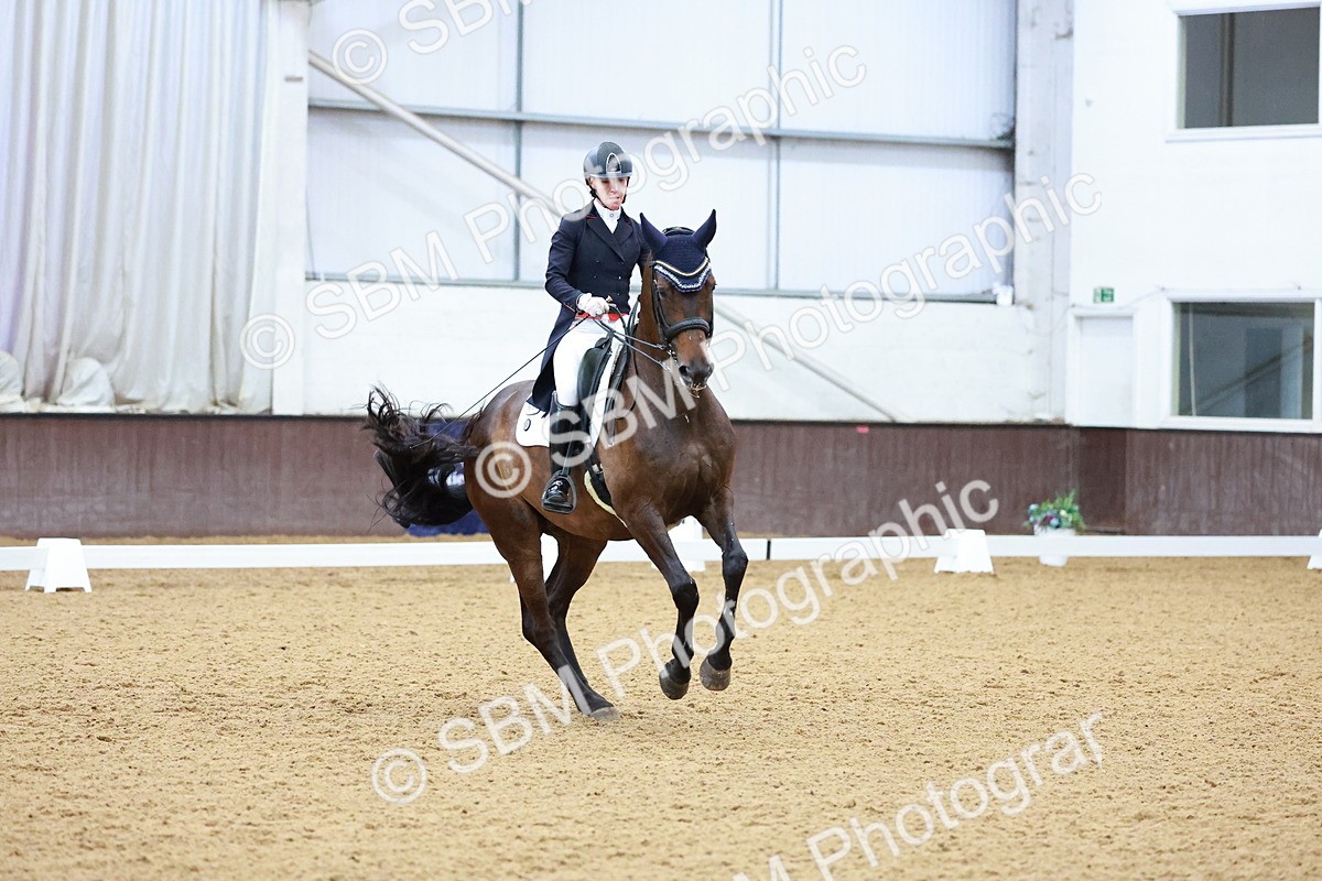 SBM_007972 - Class 9 - FEI INT II - 16.54.17.57