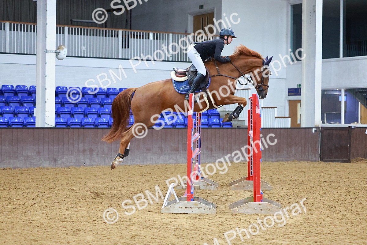 SBM_002011 - Class 5 - Senior Foxhunter 1.20m