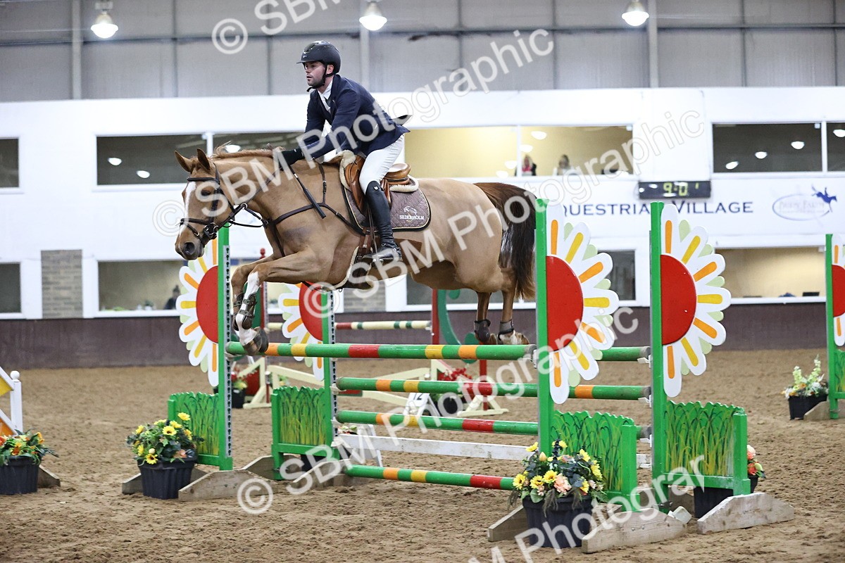 SBM_2683 - Class 9 - Senior Newcomers/ 1.10m Open