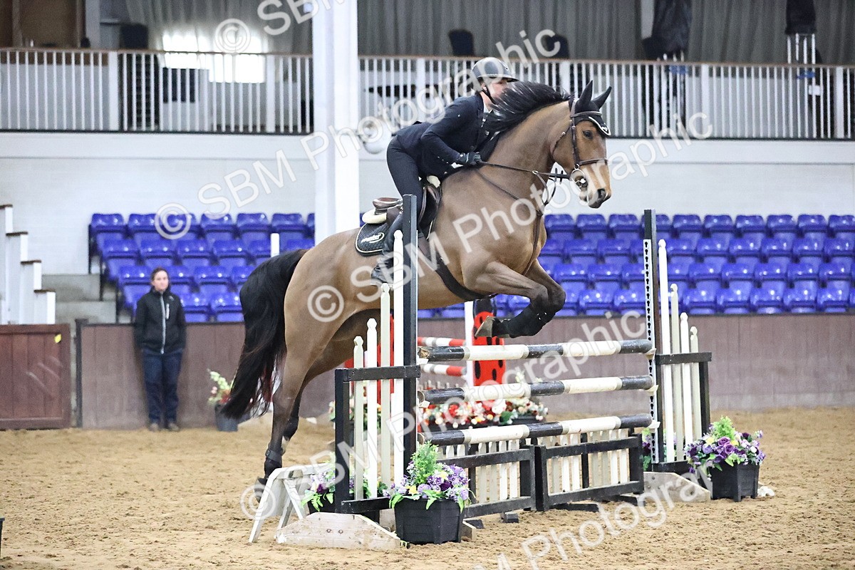 SBM_001900 - Class 10 - Senior Newcomers - 1.10m