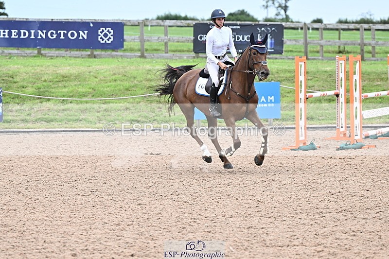 240828A-161803-01330 - Cls 5 Snr Foxhunter and 1.20m Open