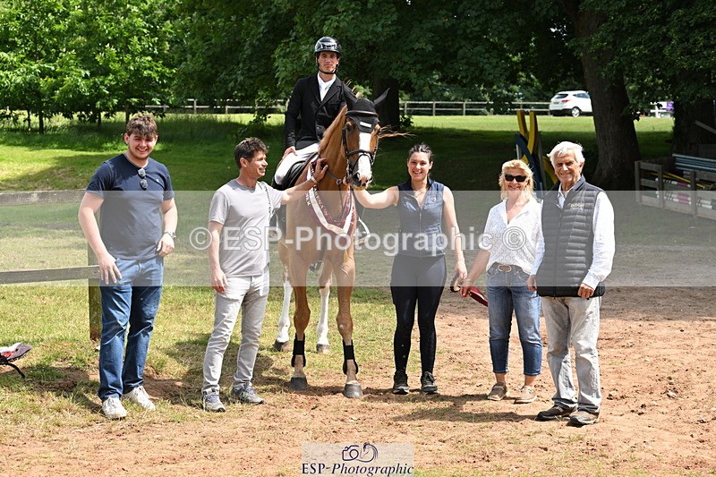 250615A-140812-11226 - Cls 38 Snr 1m40 GP