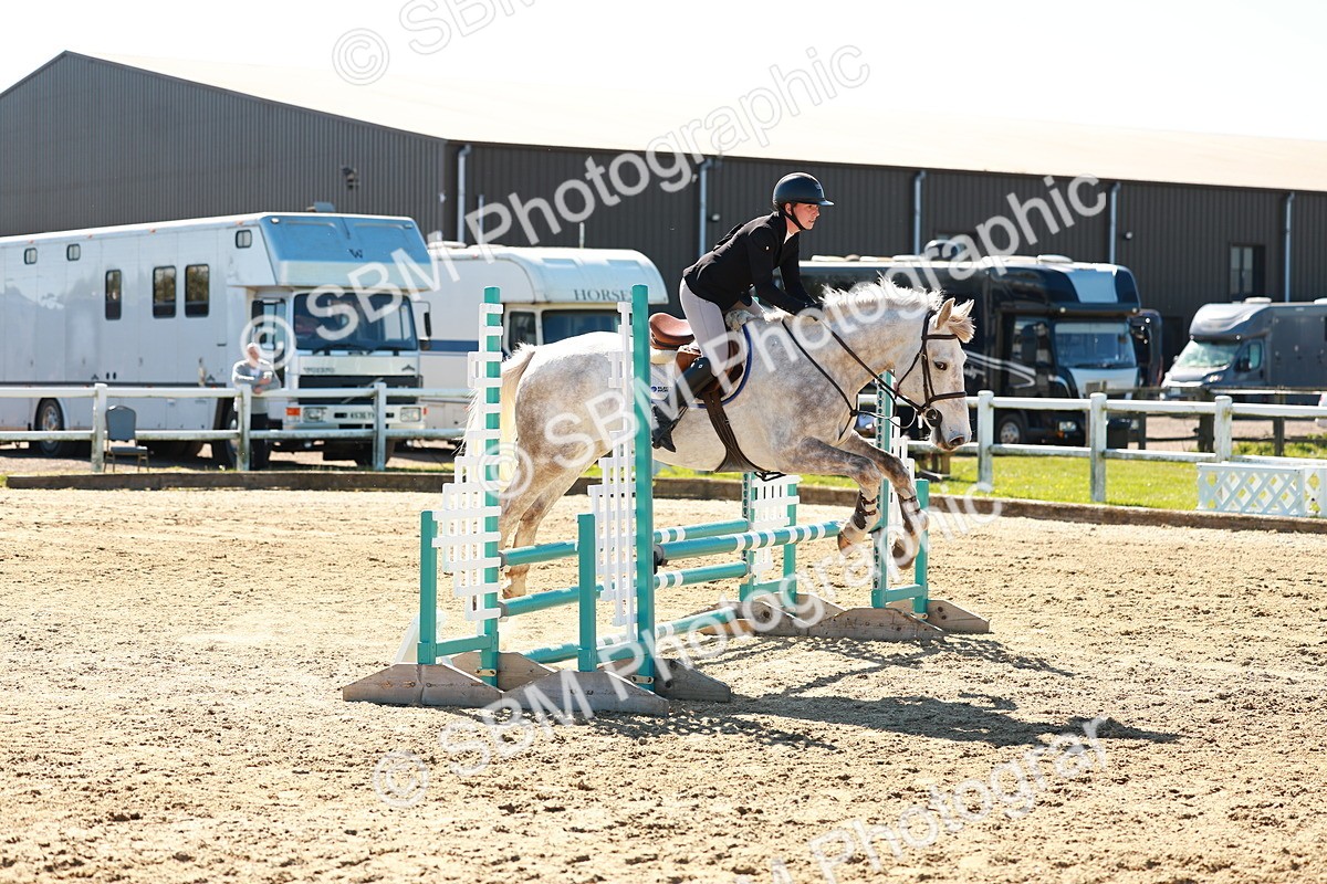 SBM_000133 - Class 1 - Clear Round