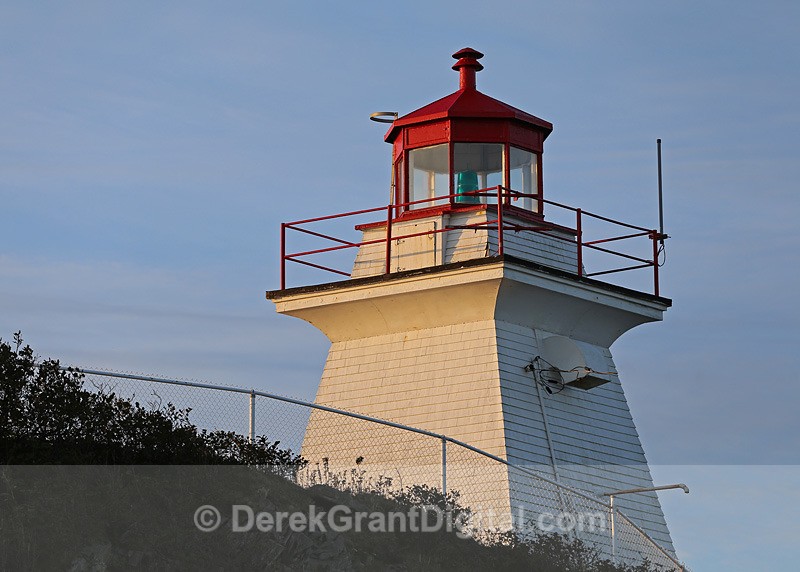 Cape Enrage Light - Lighthouses of New Brunswick