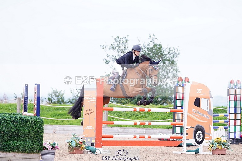 240803A-104120-07260 - Cls 29 Snr Foxhunter