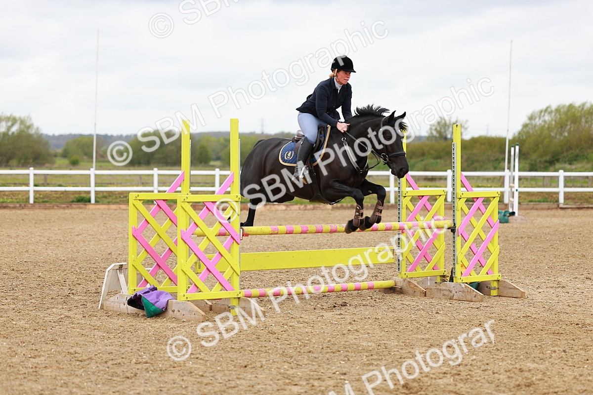 SBM_002010 - class 8 - Senior British Novice - 90cm